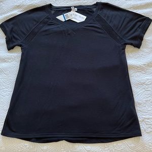 Cable & Gauge Short sleeve top, black. Soft and cool. XL NWT.